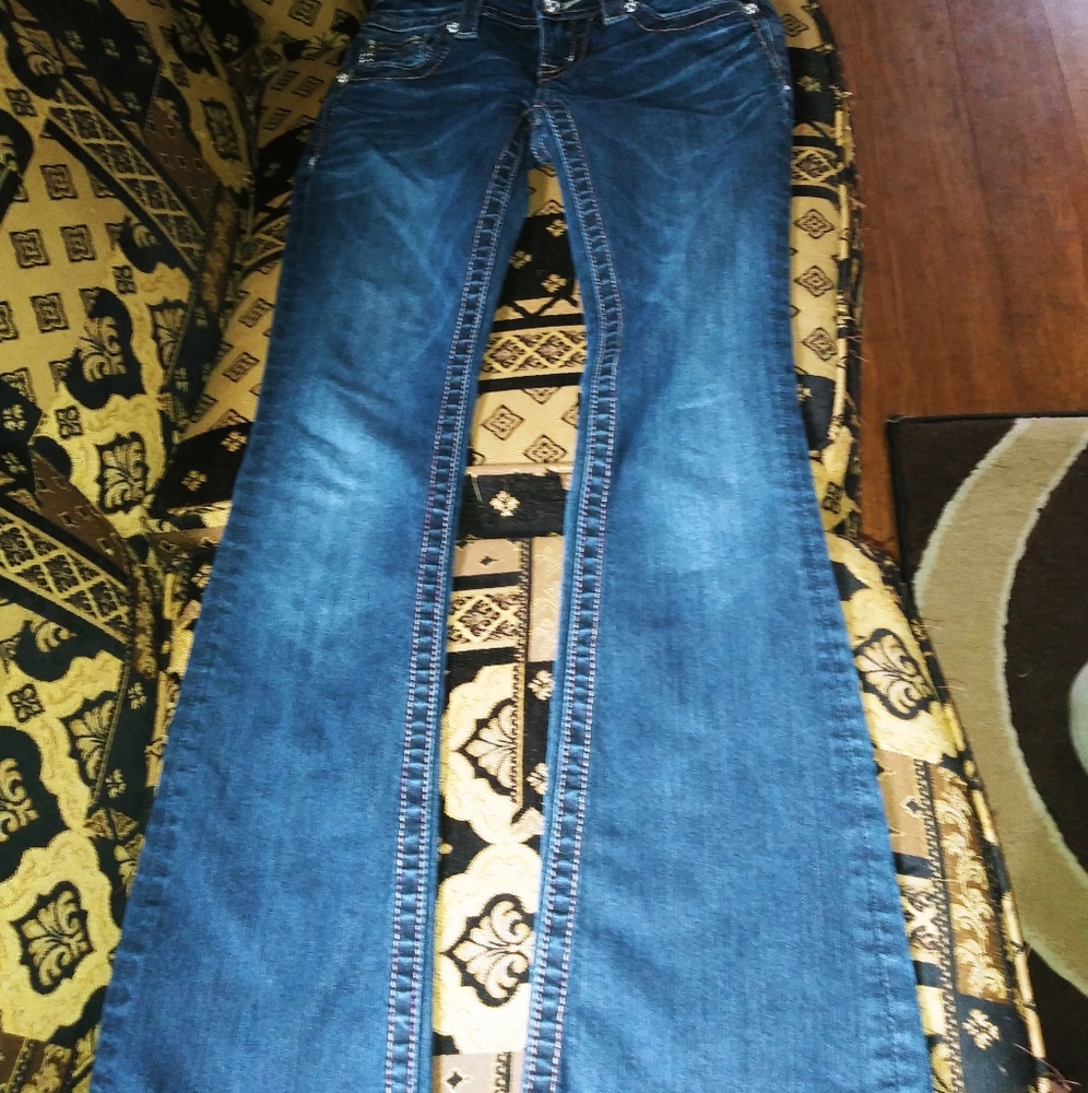 🎉 miss me jeans.